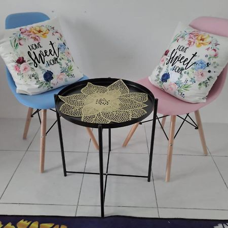 Impiana Homestay Near Putrajaya, Cyberjaya, Musliem Only,Wifi,Netflix Kampung Dengkil Bagian luar foto