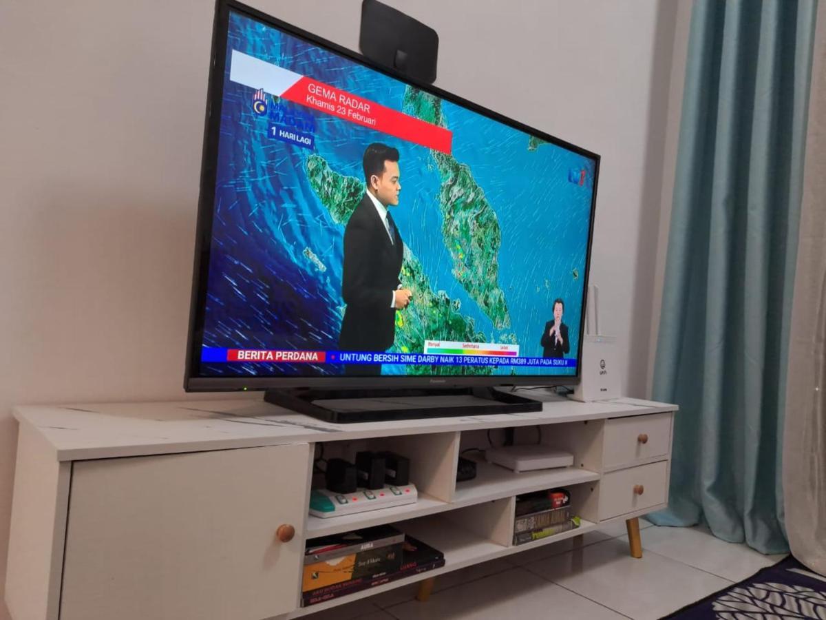 Impiana Homestay Near Putrajaya, Cyberjaya, Musliem Only,Wifi,Netflix Kampung Dengkil Bagian luar foto