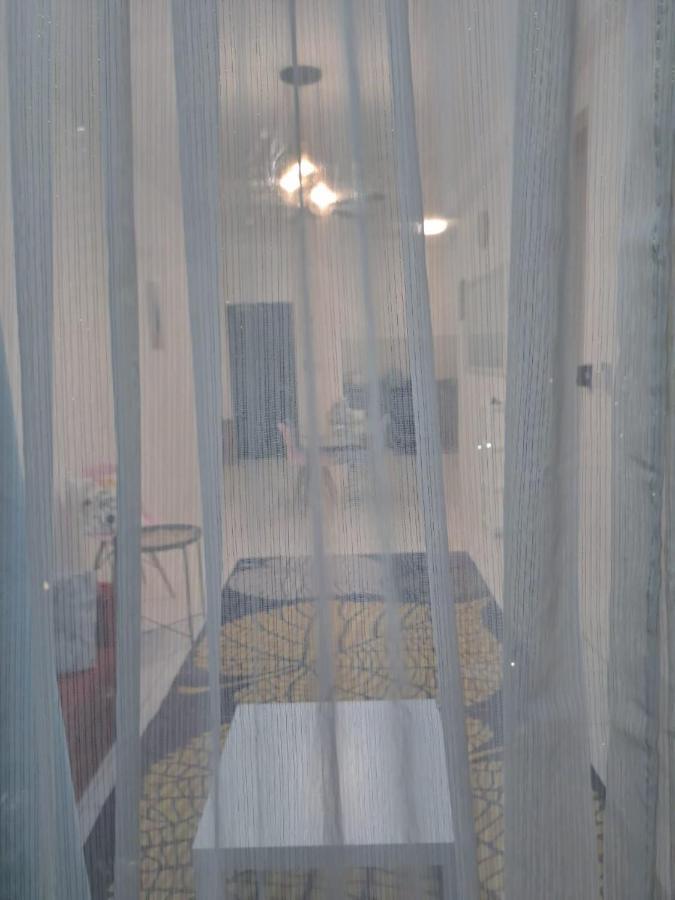 Impiana Homestay Near Putrajaya, Cyberjaya, Musliem Only,Wifi,Netflix Kampung Dengkil Bagian luar foto
